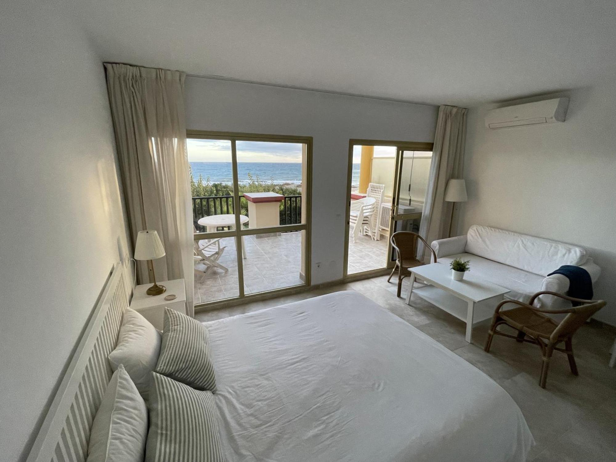 Estudio Con Insuperables Vistas Al Mar: Aparcamiento Marbella Dış mekan fotoğraf