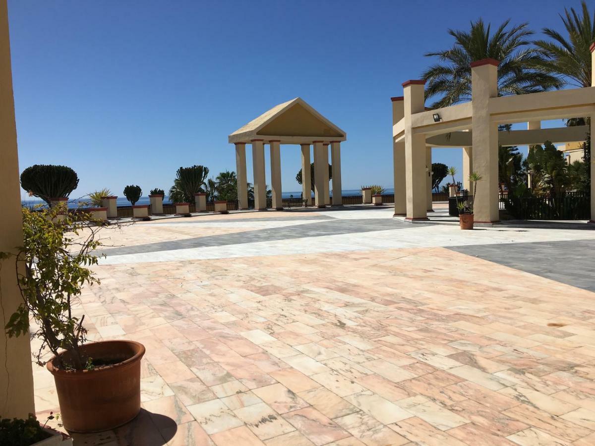 Estudio Con Insuperables Vistas Al Mar: Aparcamiento Marbella Dış mekan fotoğraf